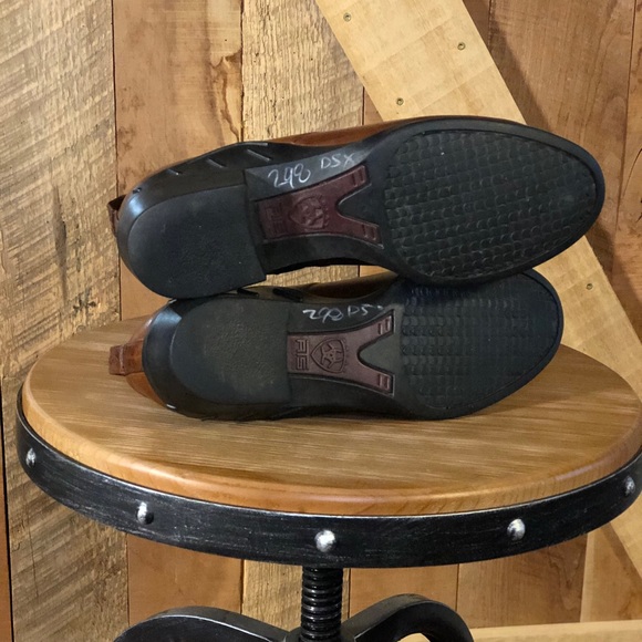 ARIAT | Cognac Leather Paddock Shoes - Picture 7 of 8